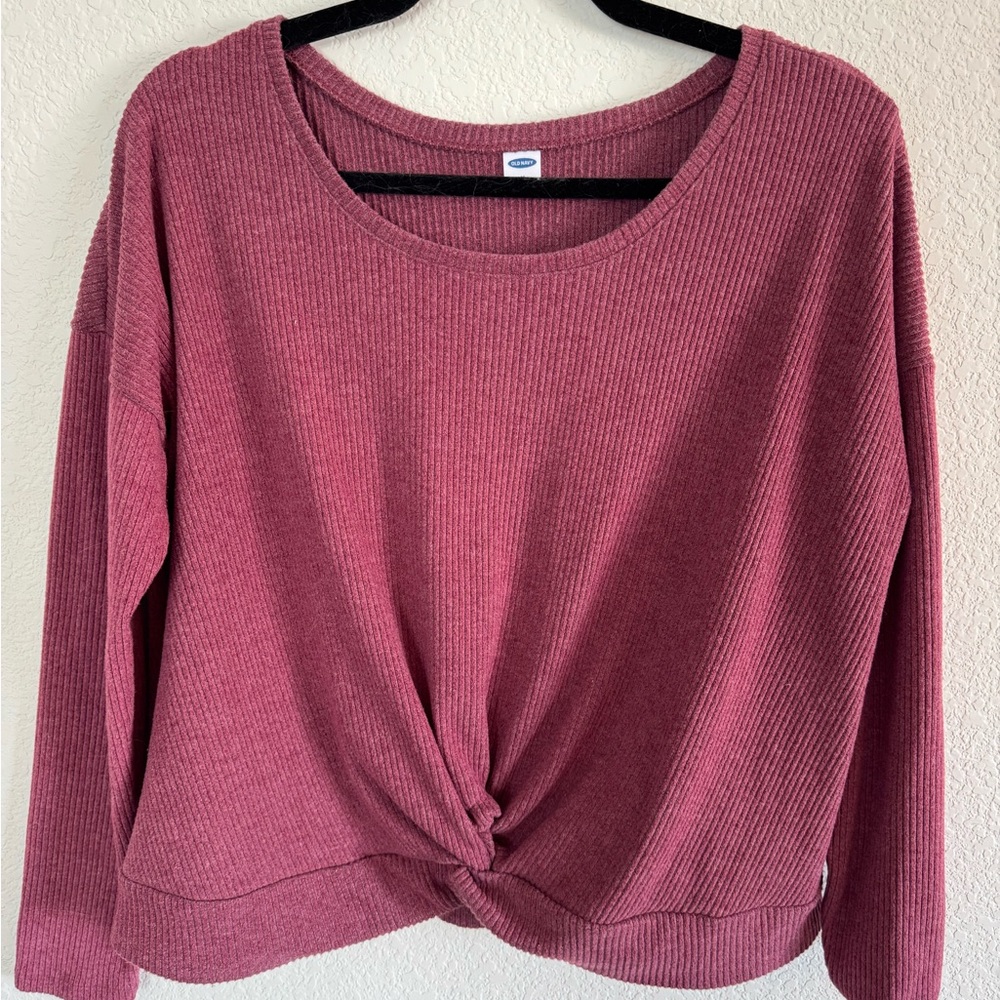 Old Navy Women's Crew Neck Sweater - light red